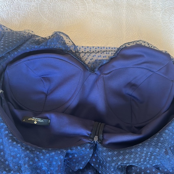 🛍️SALE🛍️ Venvienna Polka Dot Navy Blue Lace Midi Dress with Ruffles Details - Picture 8 of 11